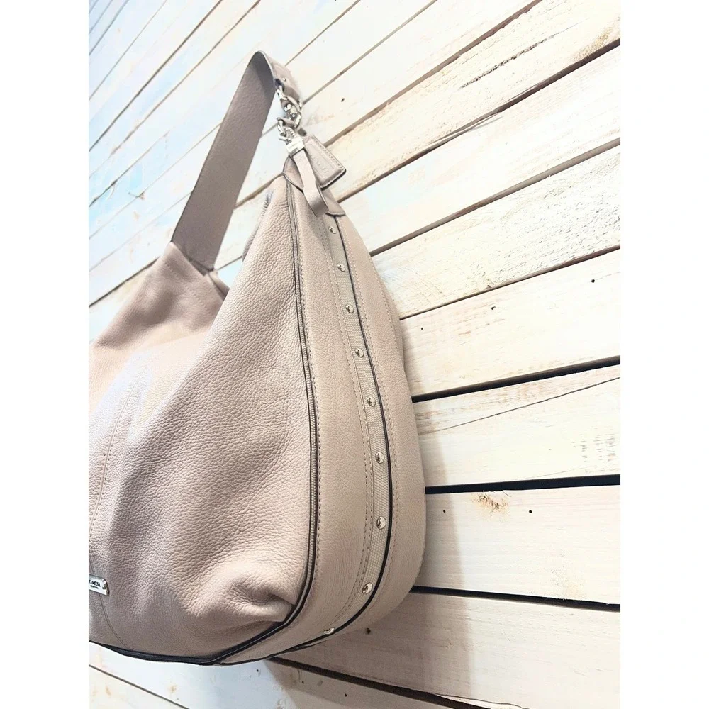 Coach F31287 Pebbled Leather Hobo Bag Lilac Purple Large Shoulder Tote Purse